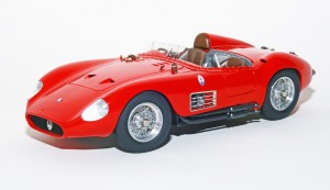 Die Cast X - Diecast Model Cars | Pre-Production Sneak Peek – CMC Maserati 300S
