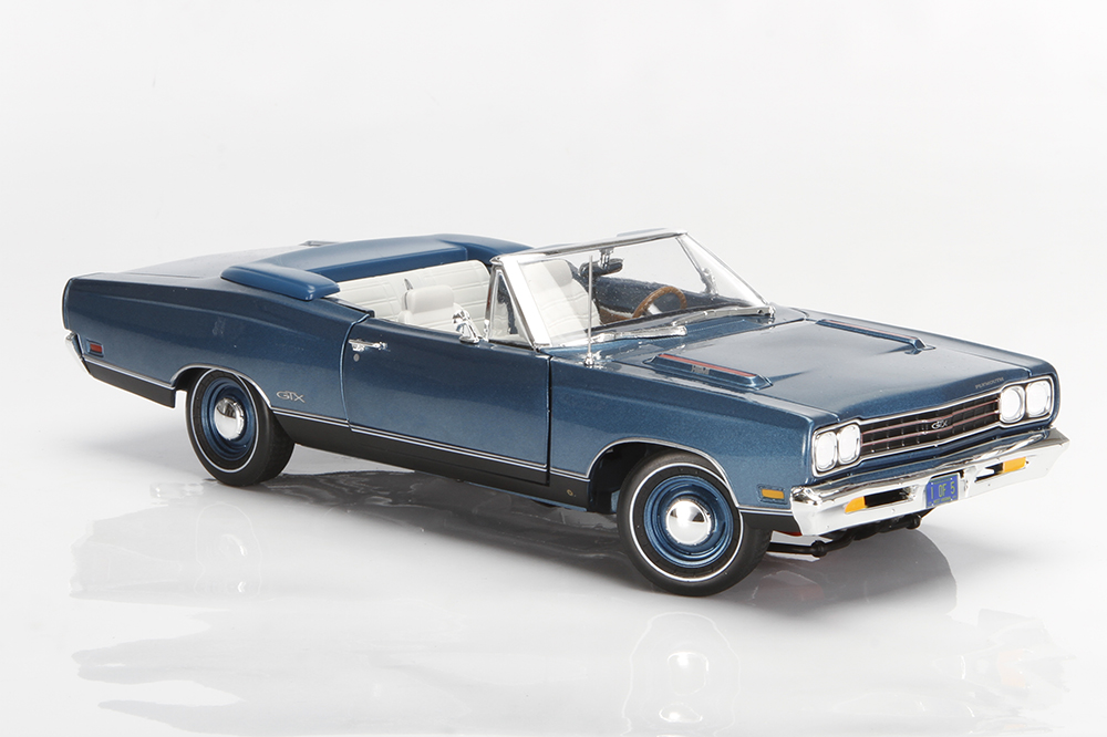 Die Cast X - Diecast Model Cars | Auto World’s 1969 Plymouth GTX Convertible [ONLINE EXCLUSIVE]