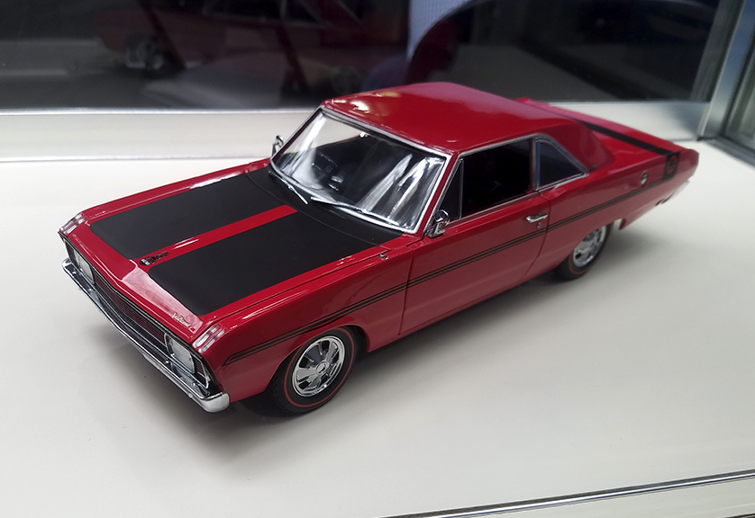 Highway 61, Mopar, Plymouth, Valiant, Duster, 1:18, Muscle Car, diecast, collectible