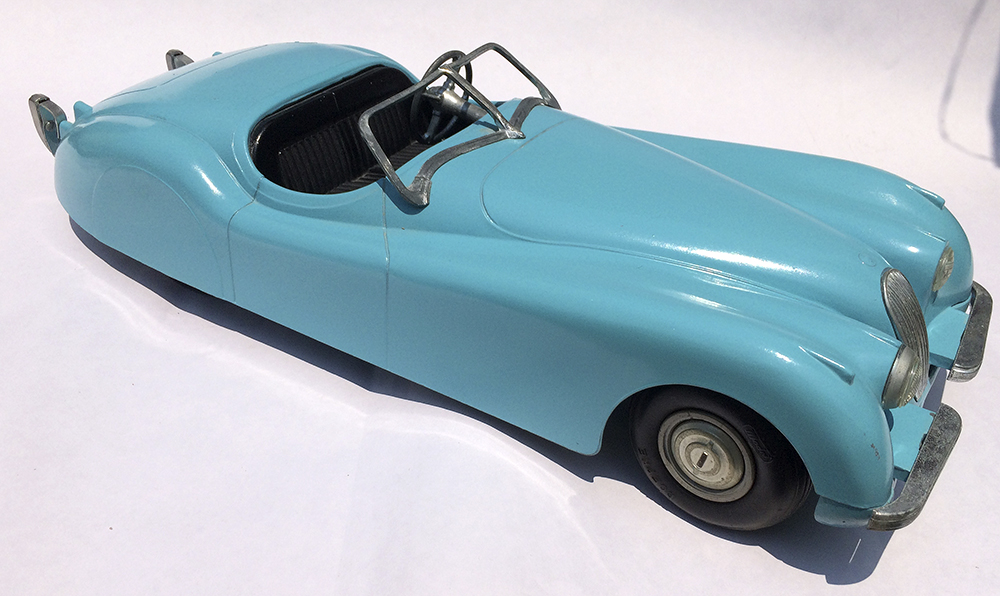 Die Cast X - Diecast Model Cars | Diecast Review: Vintage Doepke Jaguar XK 120 (Rear View)