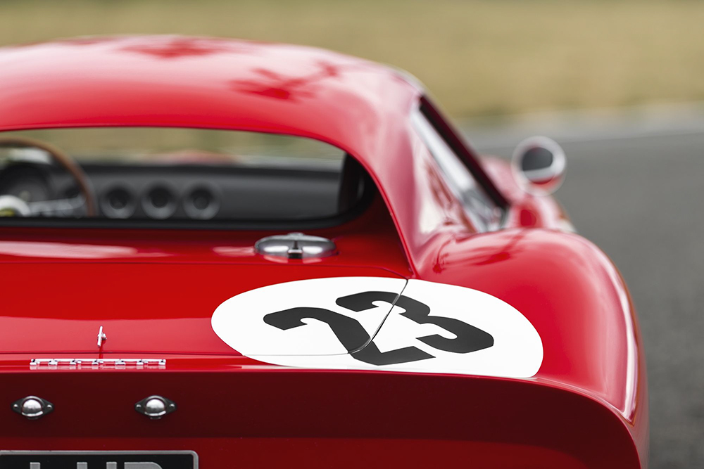 Die Cast X - Diecast Model Cars | Ferrari GTO Sets World Record Price at Auction