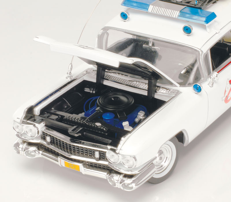 1:18 Auto World Ghostbusters Ecto-1 1959 Cadillac by Raceface-Modelcars 