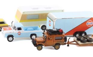 Test Johnny Lightning Truck and Trailer Trio
